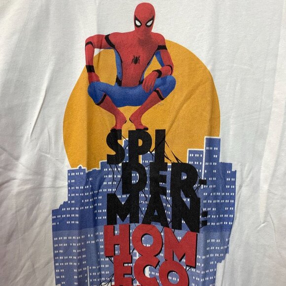 Marvel Spider-Man Homecoming City Graphic T-Shirt Small - Picture 2 of 4